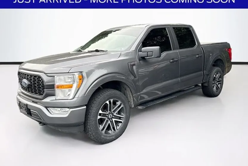 2022 Ford F-150 XL photo 1