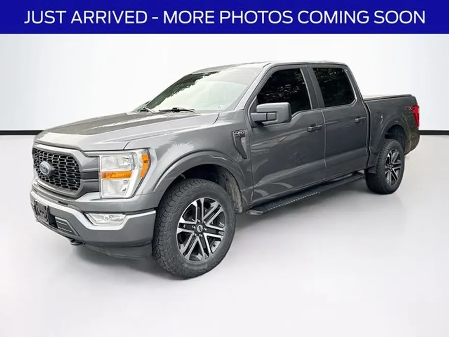 2022 Ford F-150 XL photo 1