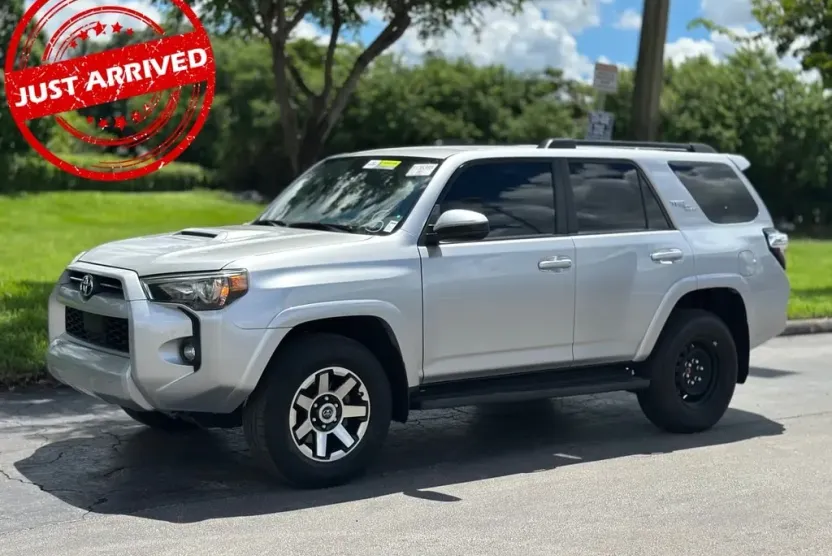 2021 Toyota 4Runner TRD photo 1
