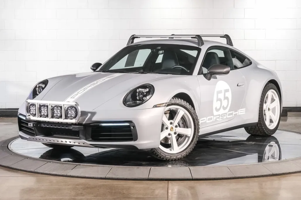 2023 Porsche 911 GTS photo 1