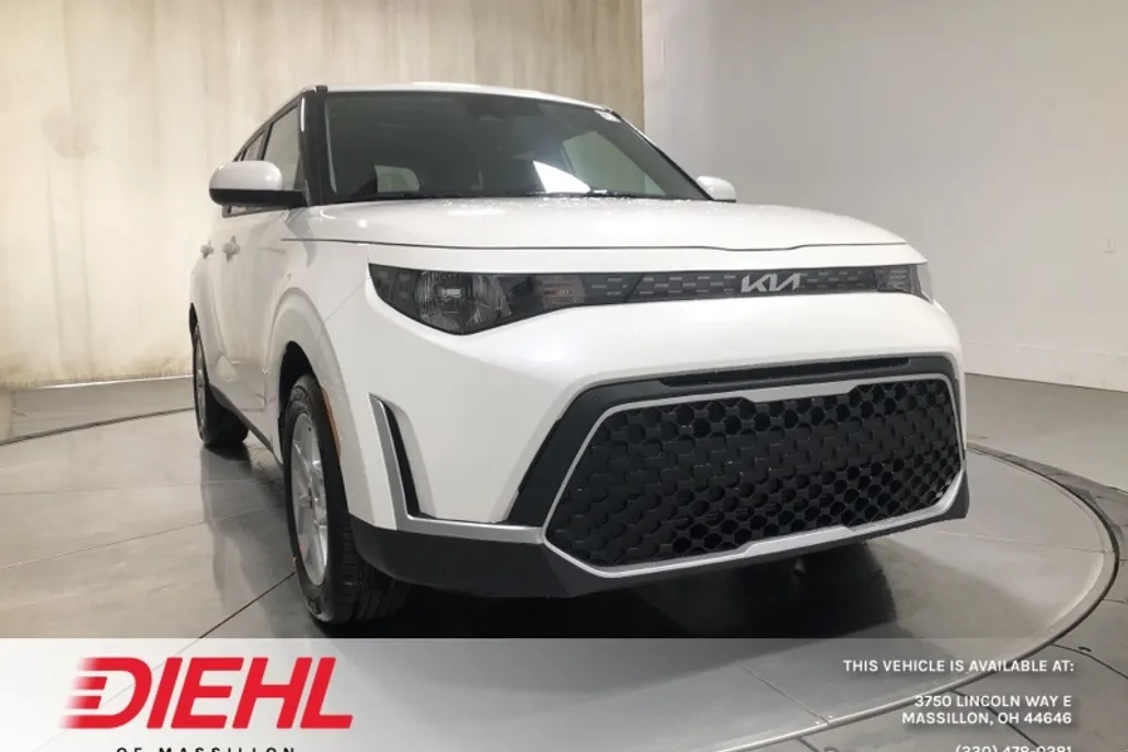 2025 Kia Soul S photo 1