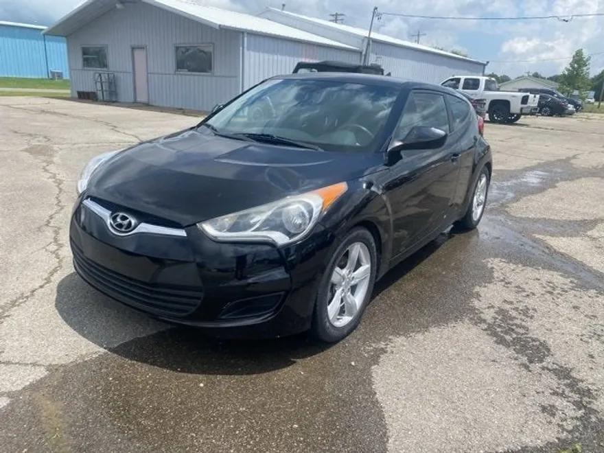 2015 Hyundai Veloster Base photo 1