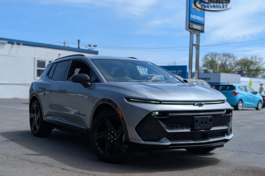 2025 Chevrolet Equinox EV 3RS photo 1