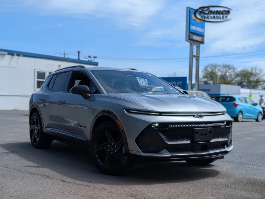 2025 Chevrolet Equinox EV 3RS photo 1