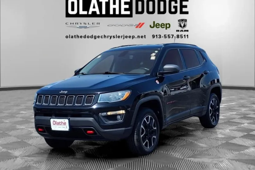 2020 Jeep Compass Trailhawk photo 1