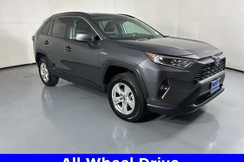 2021 Toyota RAV4 Hybrid XLE photo 1