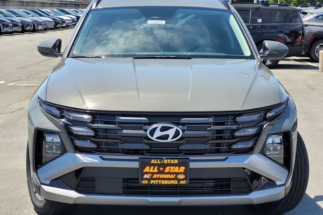 2025 Hyundai Tucson SEL photo 1