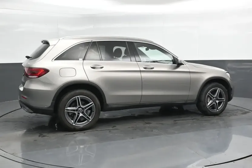 2022 Mercedes Benz GLC 300 4MATIC photo 1