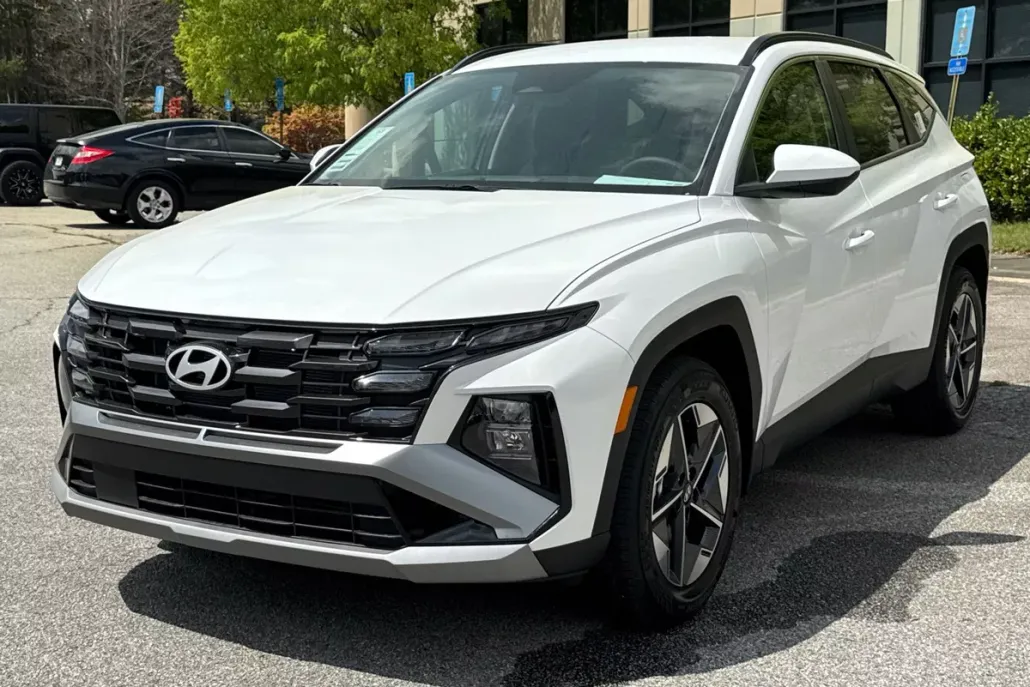 2025 Hyundai Tucson SEL photo 1