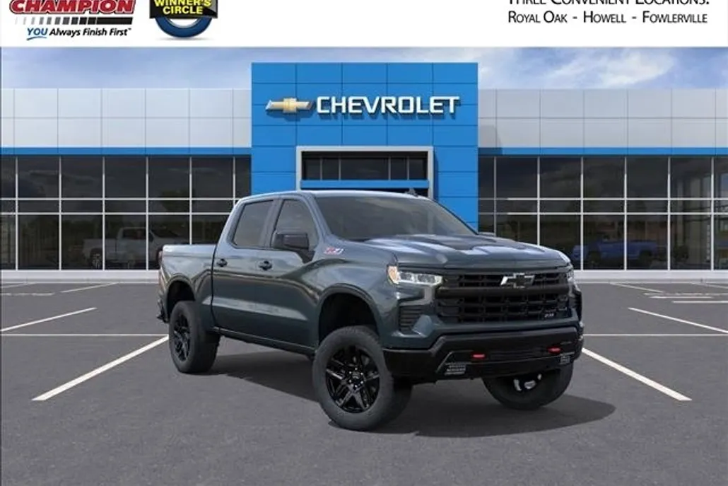 2026 Chevrolet Silverado Trail Boss LT photo 1