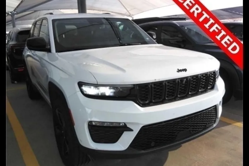 2023 Jeep Grand Cherokee Limited photo 1