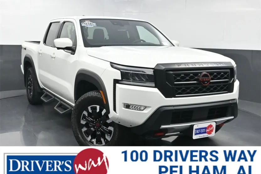 2023 Nissan Frontier PRO-4X Crew Cab photo 1