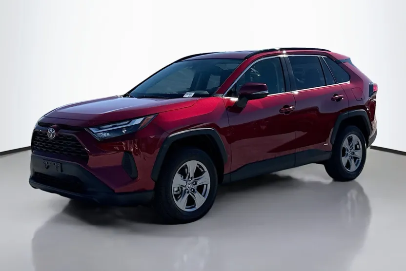 2025 Toyota RAV4 Hybrid LE photo 1