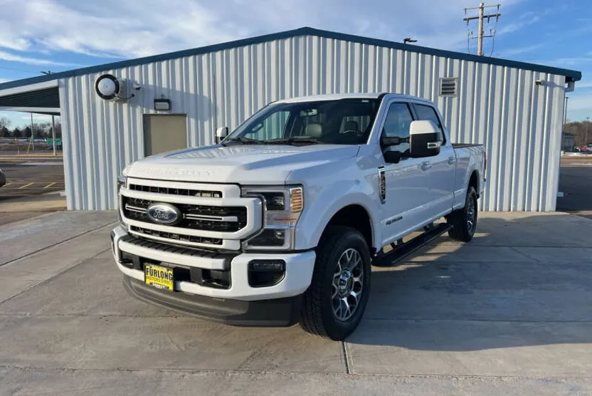 2022 Ford F-250 Lariat photo 1