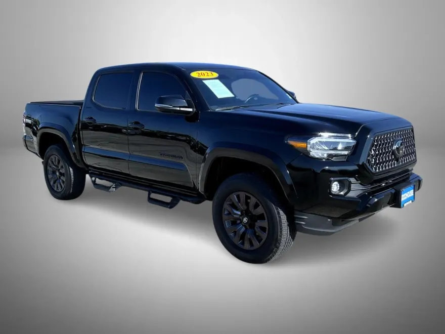 2023 Toyota Tacoma Limited photo 1
