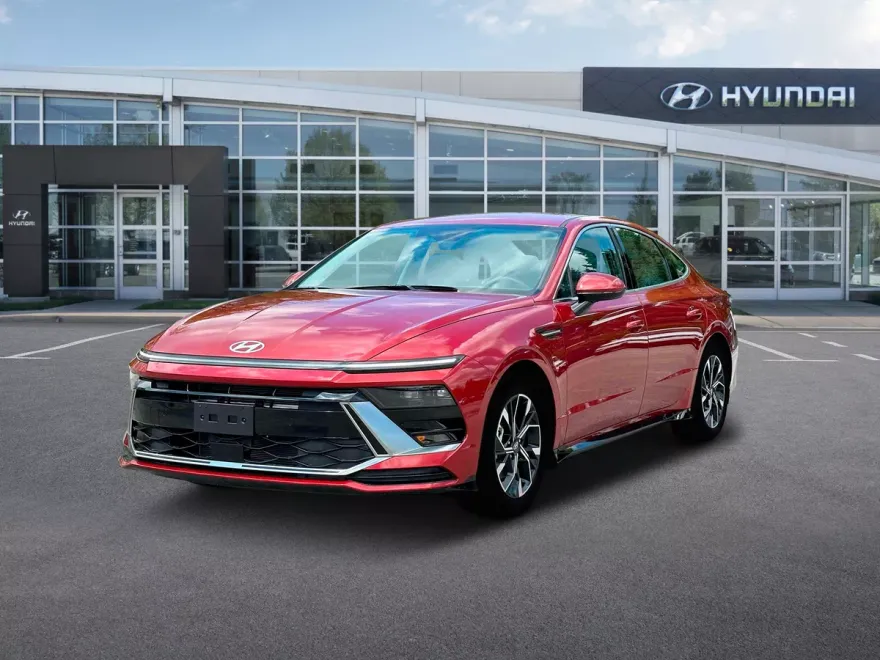 2025 Hyundai Sonata SEL photo 1