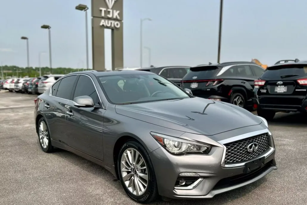 2021 Infiniti Q50 LUXE photo 1