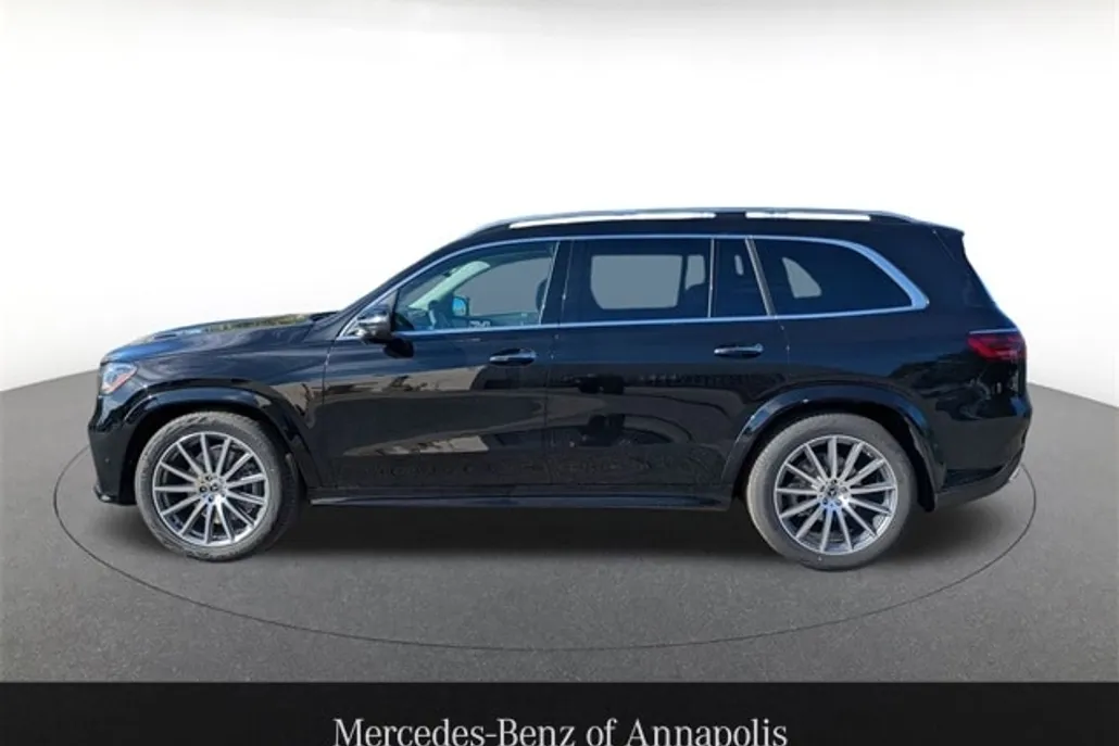 2026 Mercedes Benz GLS 450 4MATIC photo 1