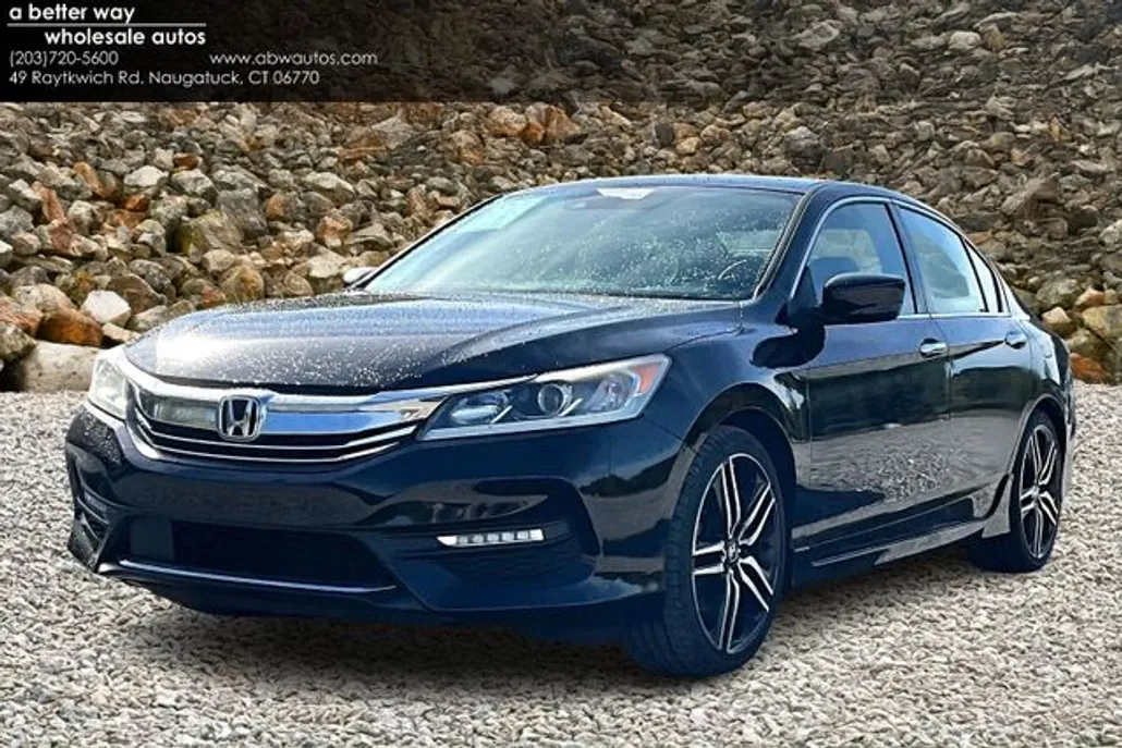 2017 Honda Accord Sport photo 1