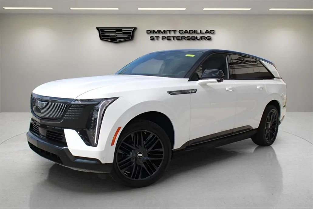 2025 Cadillac Escalade IQ Sport photo 1