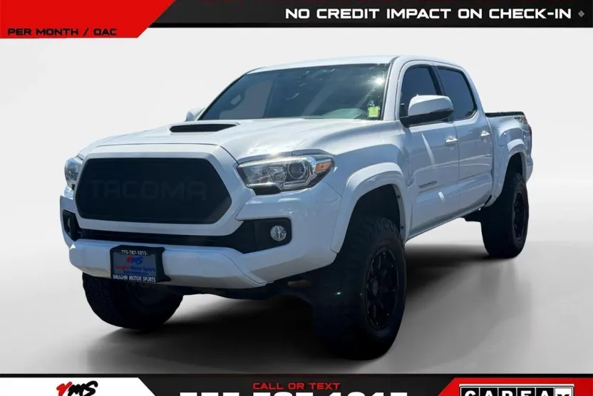 2016 Toyota Tacoma TRD Sport Double Cab 4x4 V6 photo 1