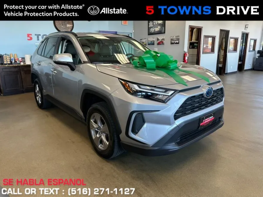 2023 Toyota RAV4 Hybrid XLE photo 1