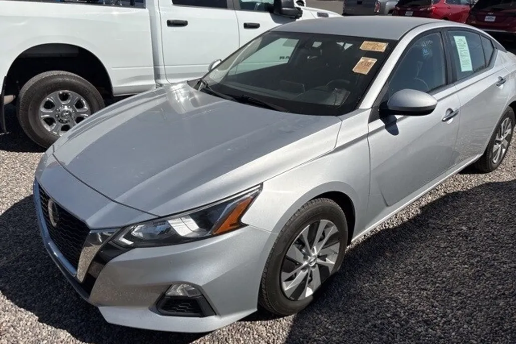 2020 Nissan Altima 2.5 S photo 1