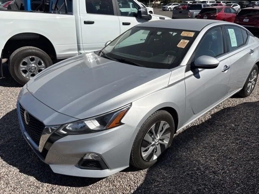 2020 Nissan Altima 2.5 S photo 1
