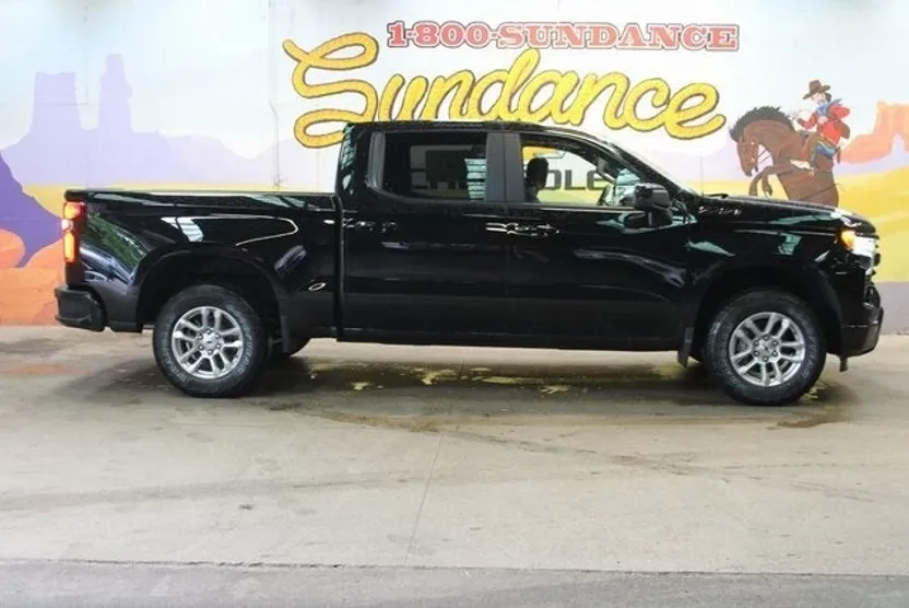 2025 Chevrolet Silverado 1500 RST photo 1