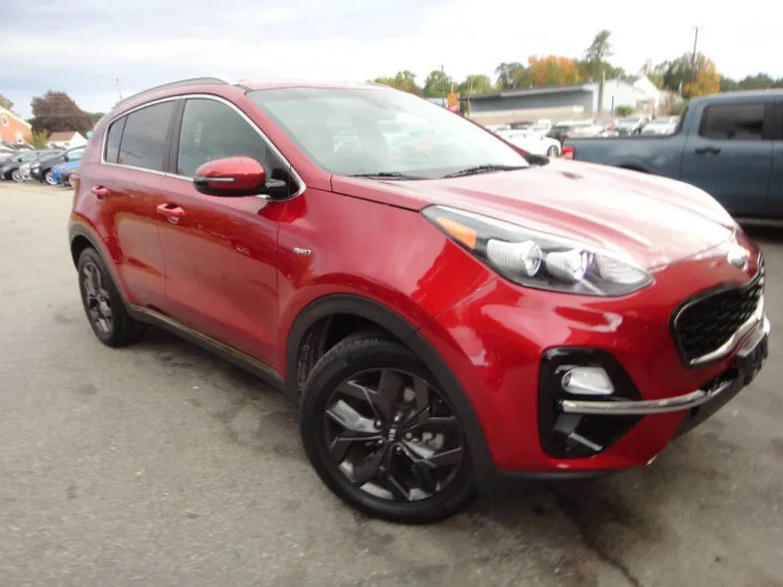 2020 Kia Sportage S photo 1