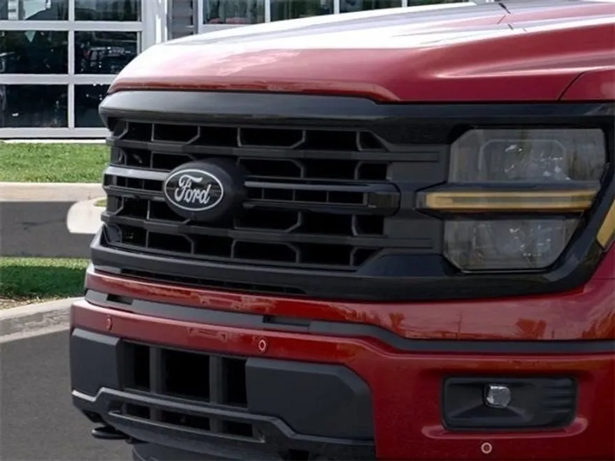 2024 Ford F-150 XLT photo 16