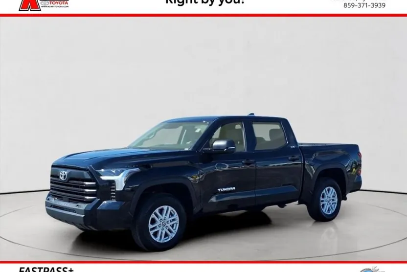 2024 Toyota Tundra SR5 photo 1