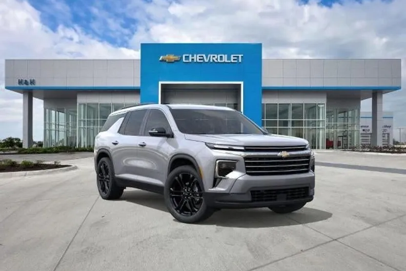 2026 Chevrolet Traverse photo 1