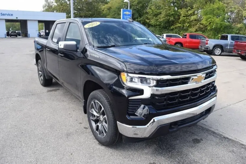 2022 Chevrolet Silverado 1500 LT photo 1