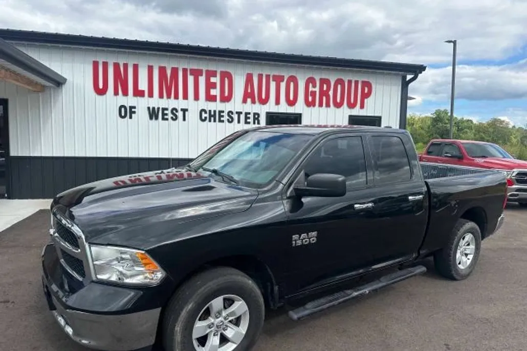 2017 Ram 1500 SLT photo 1