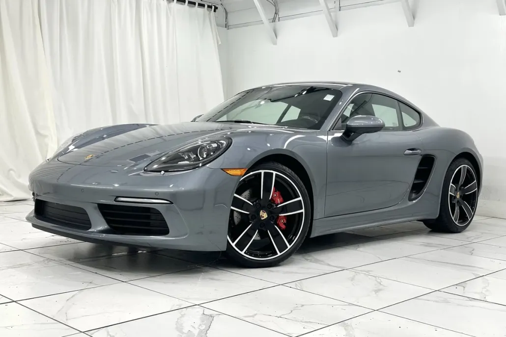 2025 Porsche Cayman S photo 1