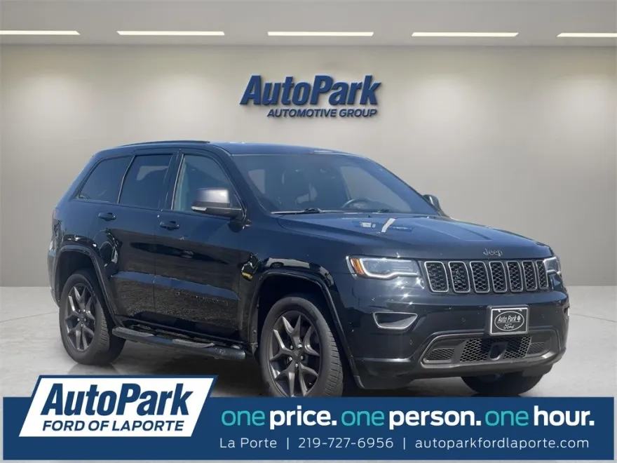 2021 Jeep Grand Cherokee Anniversary Edition photo 1