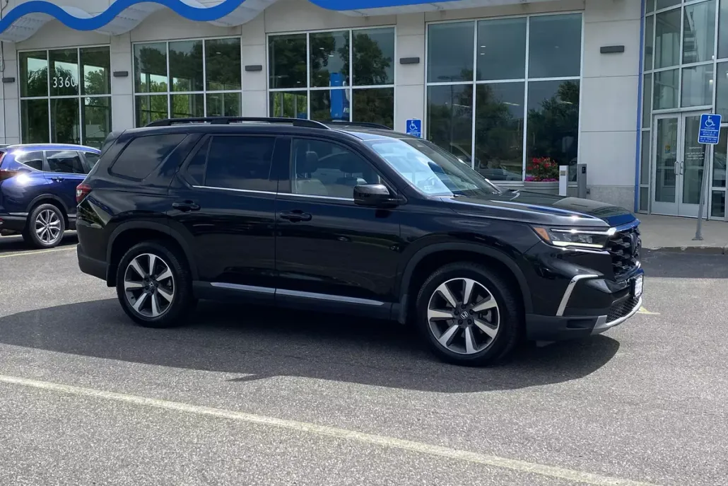 2024 Honda Pilot Elite photo 1