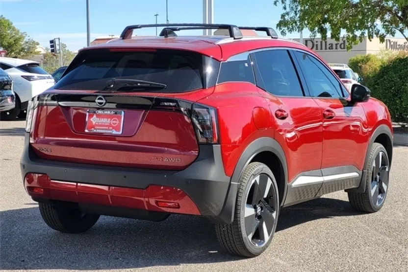 2026 Nissan Kicks SR photo 1