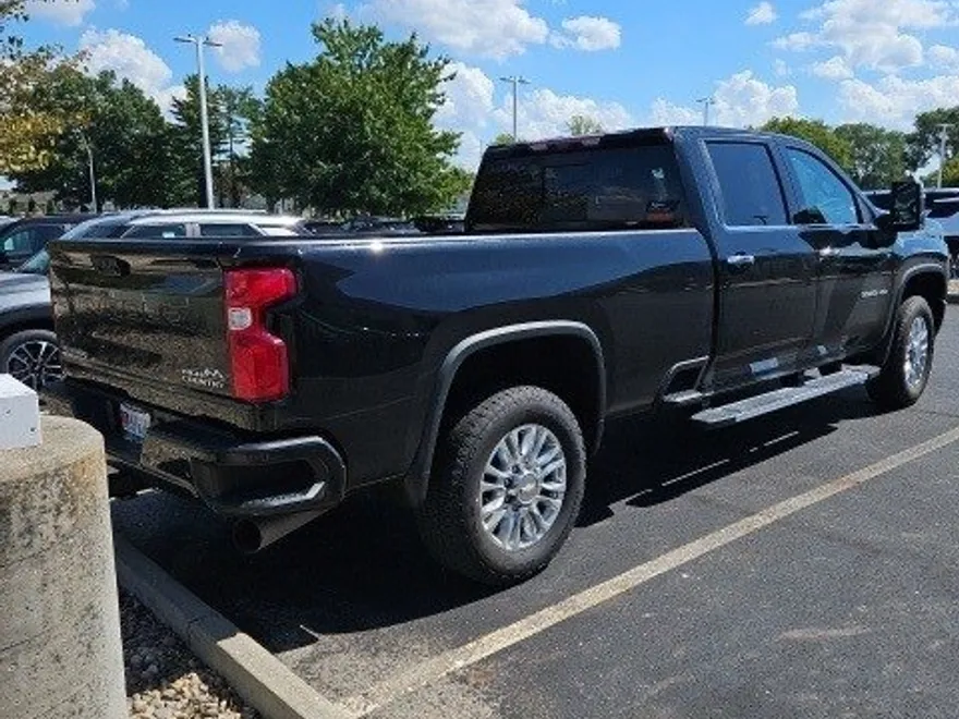 2021 Chevrolet Silverado 3500HD High Country photo 1
