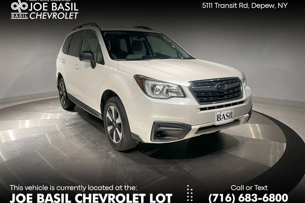 2017 Subaru Forester 2.5i photo 1