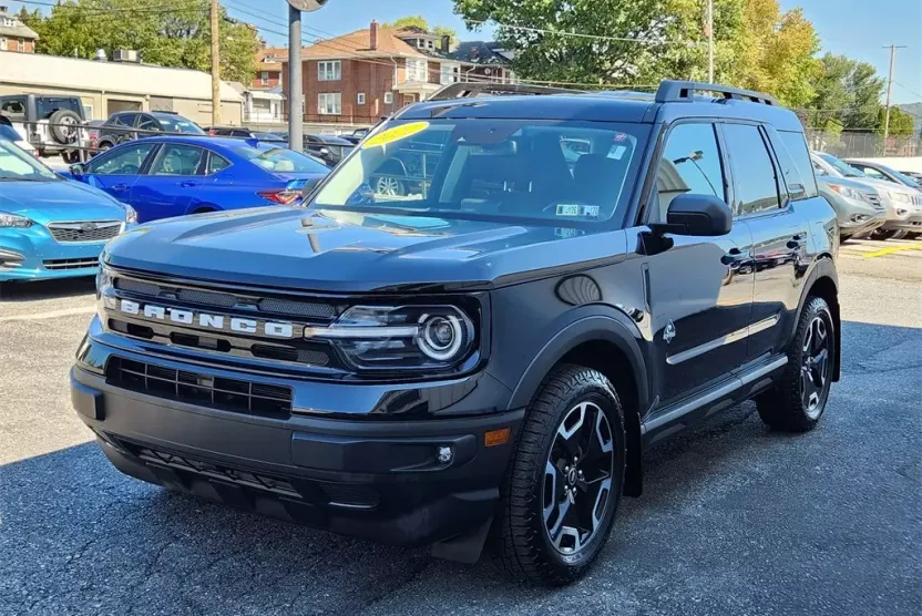 2022 Ford Bronco Sport Outer Banks photo 1