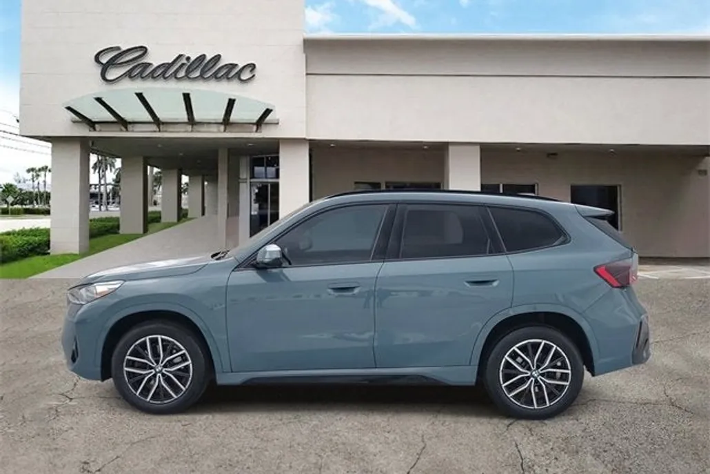 2023 Bmw X1 XDrive28i photo 1