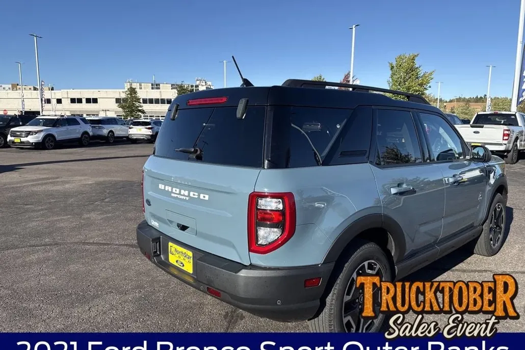 2021 Ford Bronco Sport Outer Banks photo 1