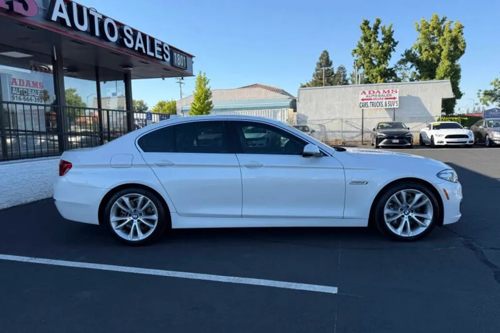 2016 Bmw 535i 5-Series photo 1
