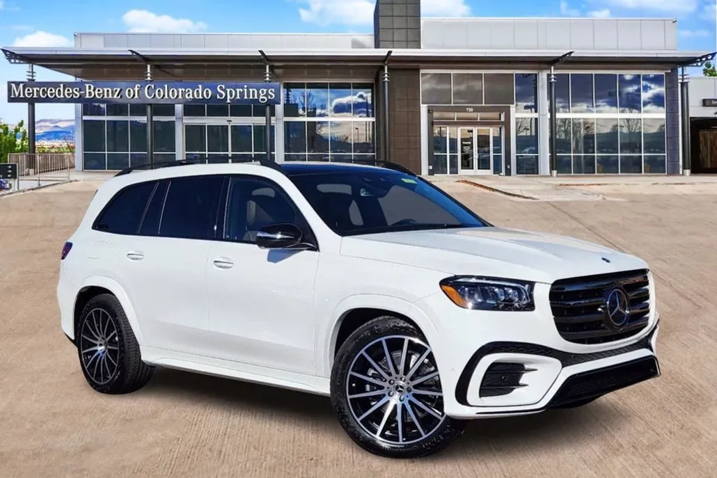 2025 Mercedes Benz GLS 450 photo 1