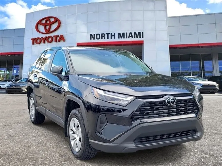 2025 Toyota RAV4 LE photo 1