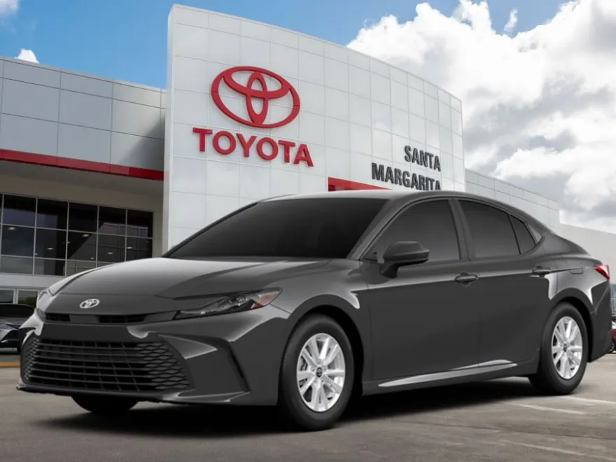 2025 Toyota Camry LE photo 1