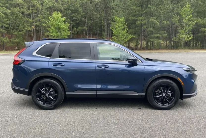 2025 Honda CR-V Hybrid Sport-L photo 1