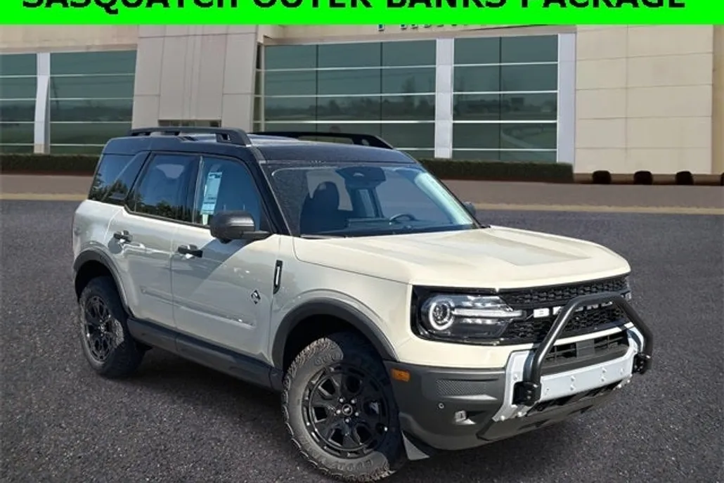 2025 Ford Bronco Sport Outer Banks photo 1